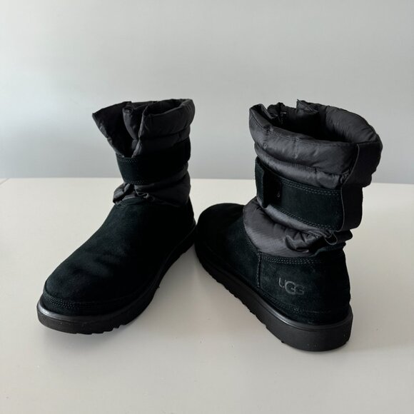 Ugg Men's Classic Short Pull-On Weather, Size 11 - Picture 5 of 17